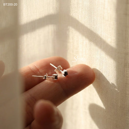 Sterling Silver 925 2.7mm Red Garnet Stud Earrings