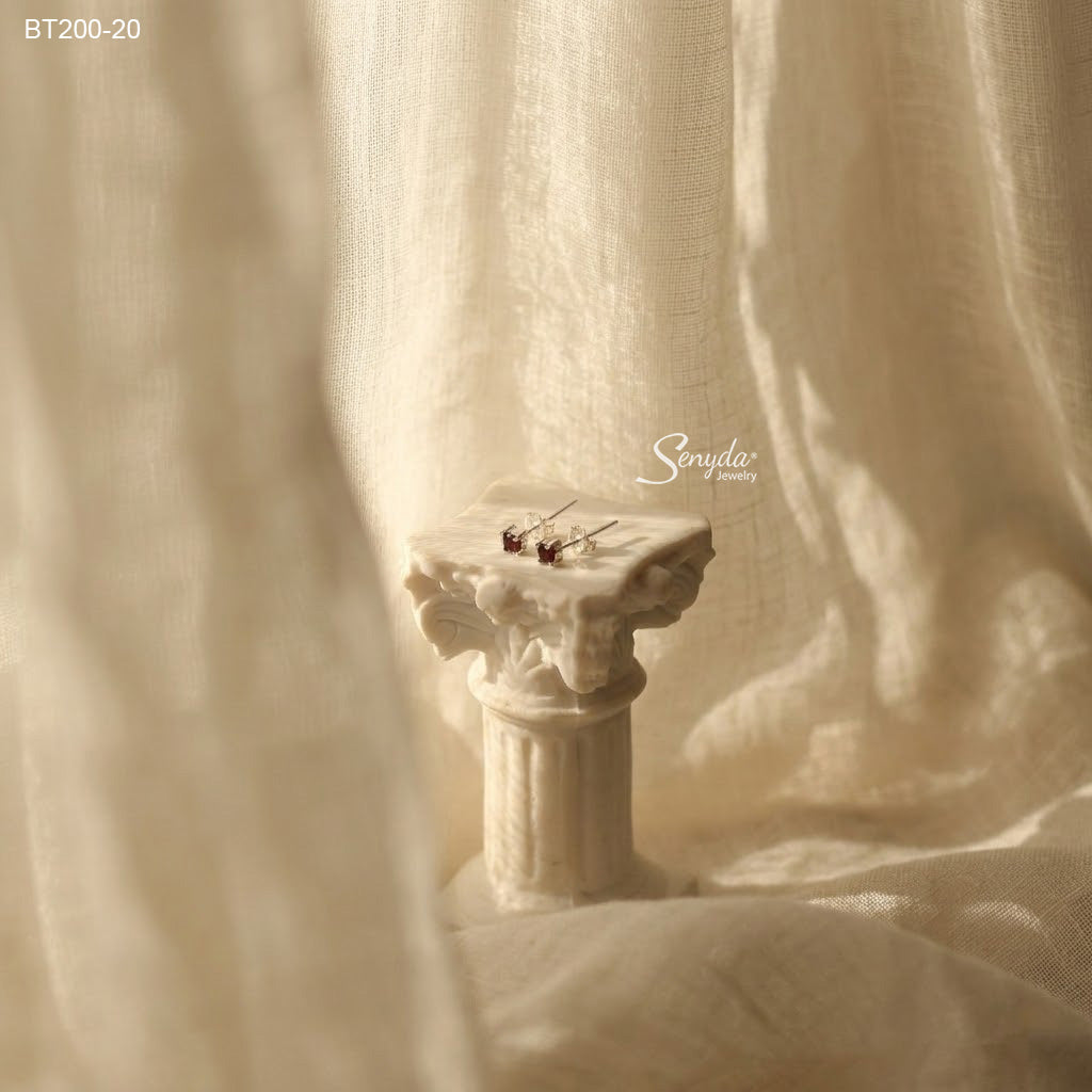 Sterling Silver 925 2.7mm Red Garnet Stud Earrings