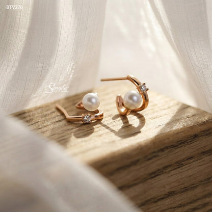 10K Solid Gold Round Freshwater Pearl C Hoop Earrings