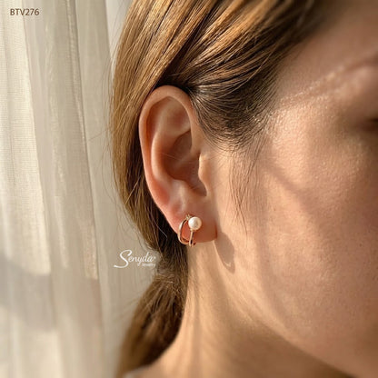 10K Solid Gold Round Freshwater Pearl C Hoop Earrings