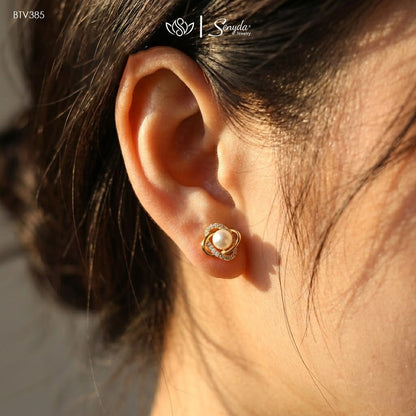 10K Solid Gold Freshwater Pearl Stud Earrings