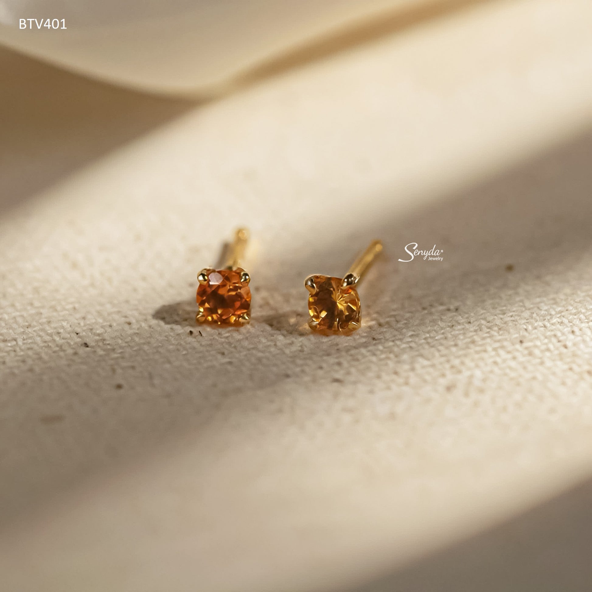 14K Solid Gold Round Cut Citrine 4-Prong Stud Earrings