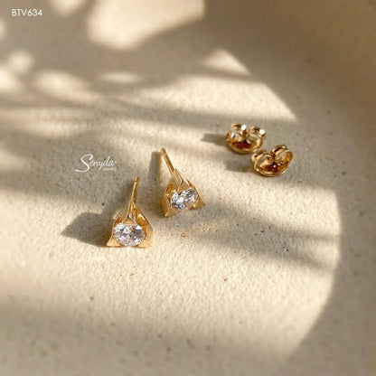 15K Solid Gold Cubic Zirconia Triangle Setting Stud Earrings