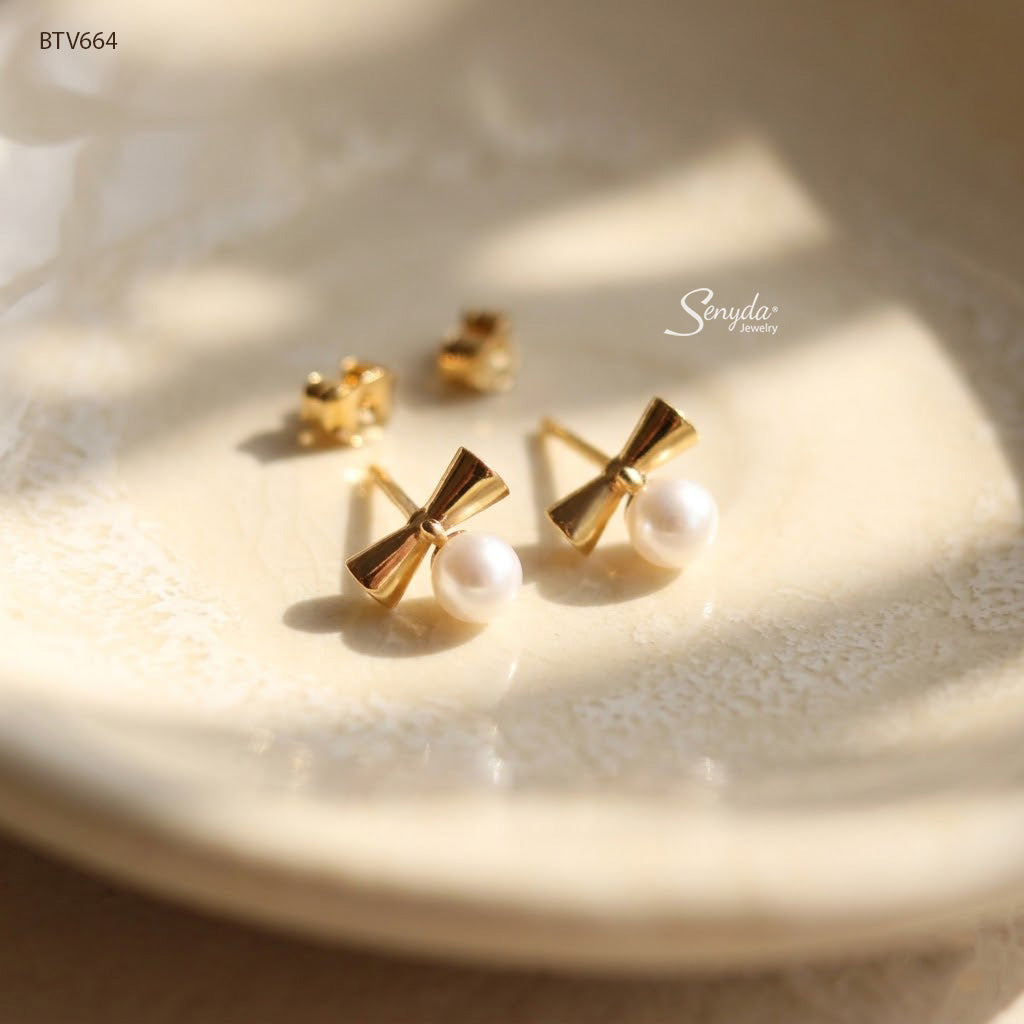 10K Solid Gold Round 4.5mm Freshwater Pearl Bow Stud Earrings