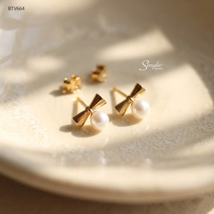 10K Solid Gold Round 4.5mm Freshwater Pearl Bow Stud Earrings