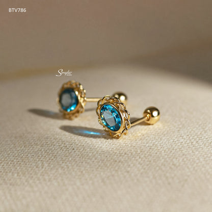 14K Solid Gold Vintage Oval CZ Stud Earrings With Filigree Border