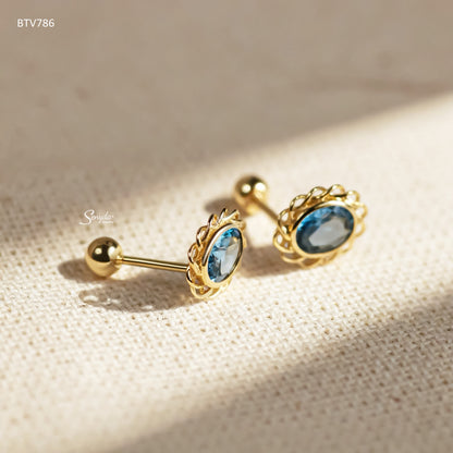 14K Solid Gold Vintage Oval CZ Stud Earrings With Filigree Border