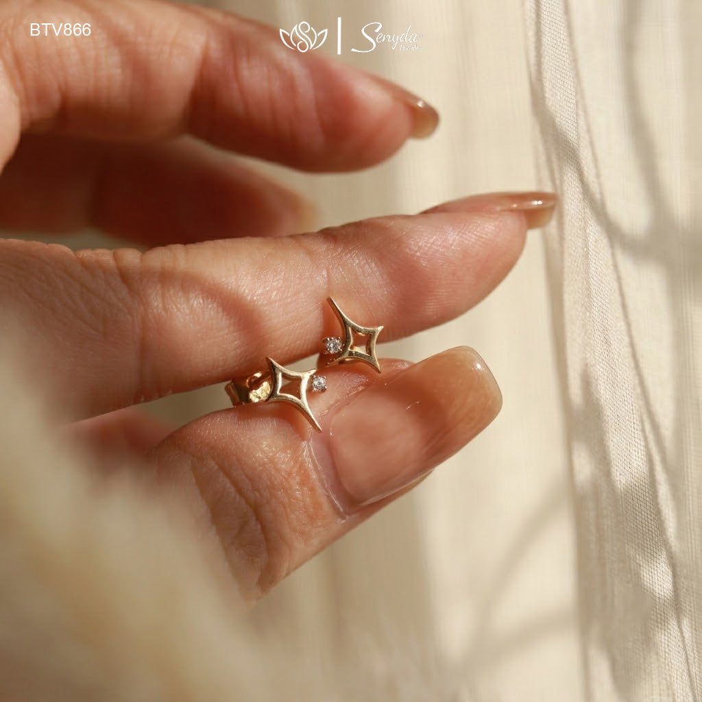 10K Solid Gold Minimalist Celestial North Star Cutout Stud Earrings