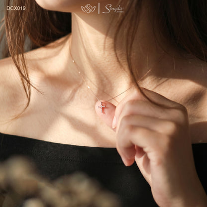 10K Solid Gold Minimalist Diamond Necklaces