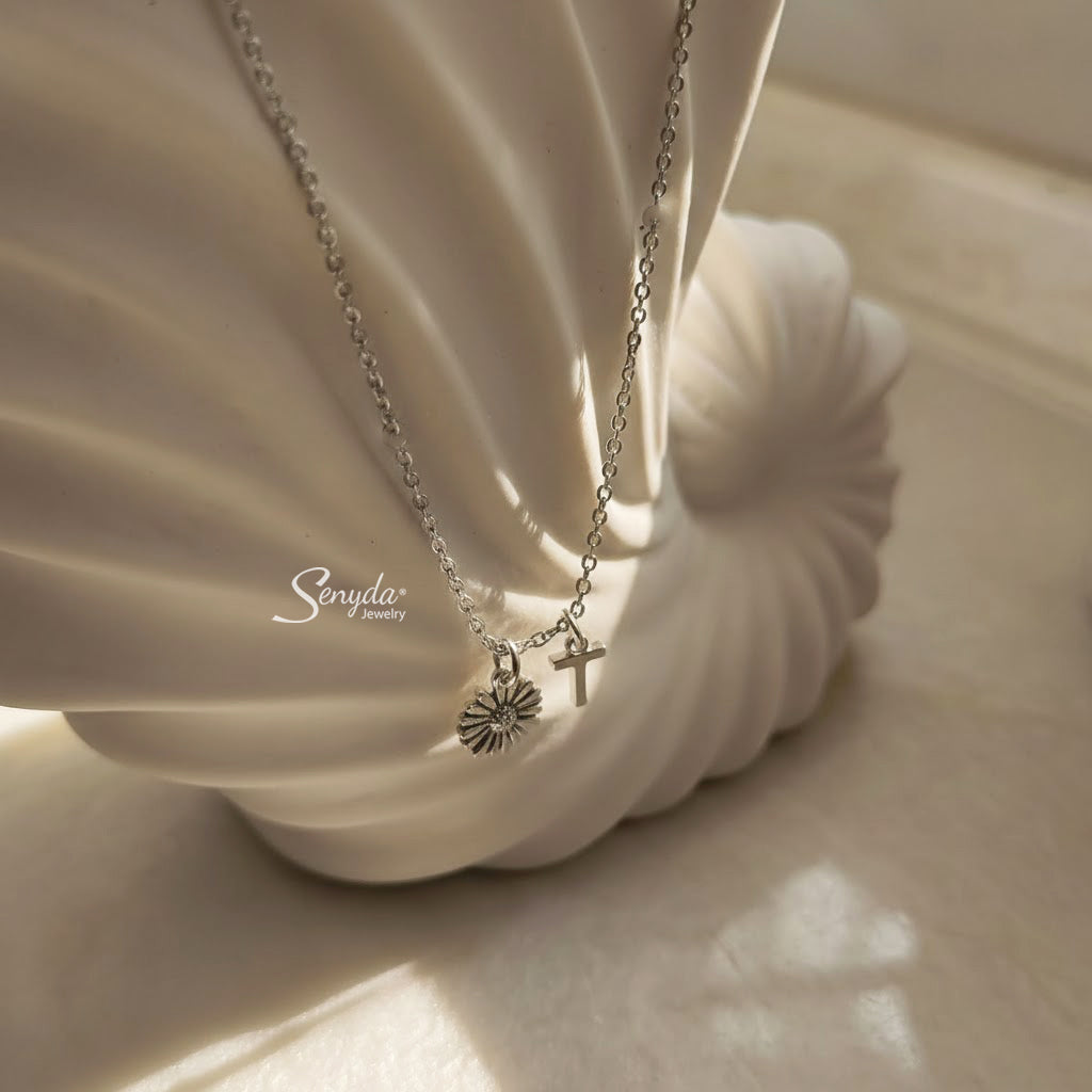 Personalized Initial Charm Daisy Necklace