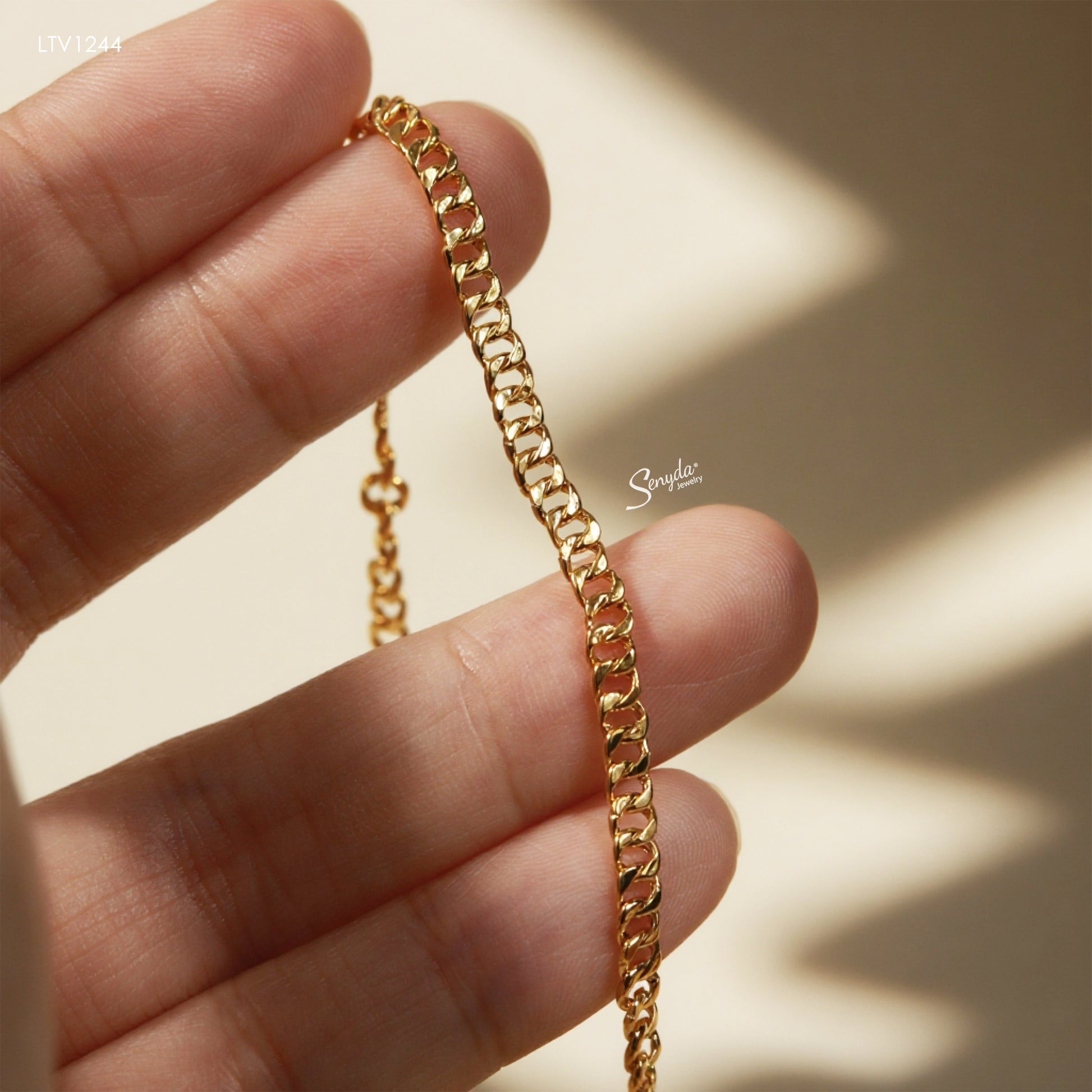 14K Solid Gold Curb Chain Bracelet Round Disc Charm Tag