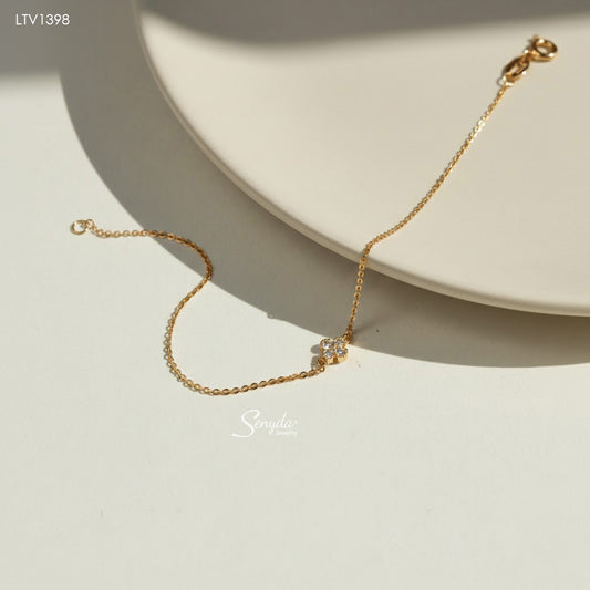 10K Solid Gold Four-Leaf Pavé Flower Bracelet