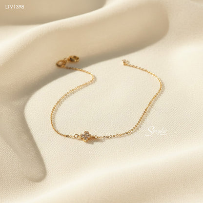 10K Solid Gold Four-Leaf Pavé Flower Bracelet