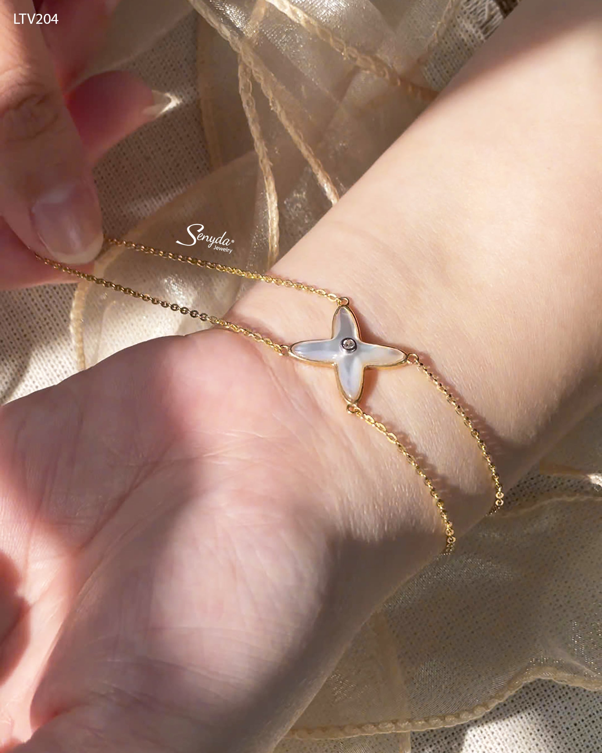 10K Solid Gold White Mother of Pearl Star Bracelet