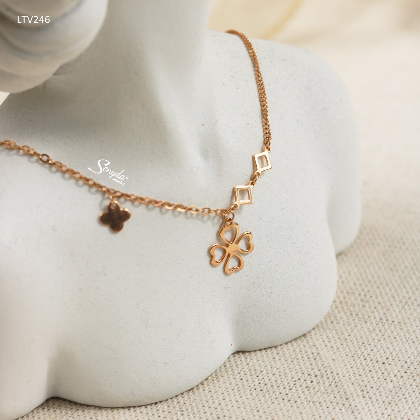 18K Solid Gold Four-Leaf Clover Charm Bracelet