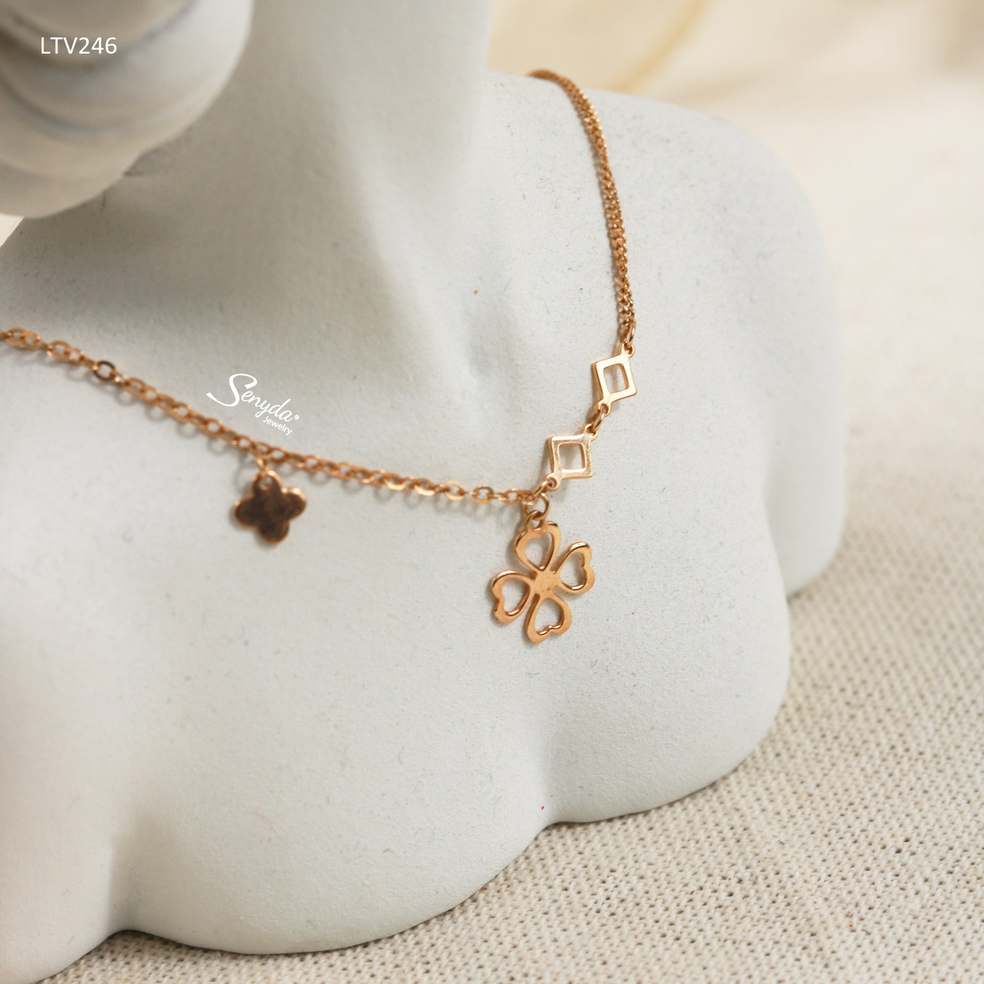 18K Solid Gold Four-Leaf Clover Charm Bracelet
