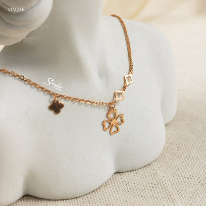 18K Solid Gold Four-Leaf Clover Charm Bracelet