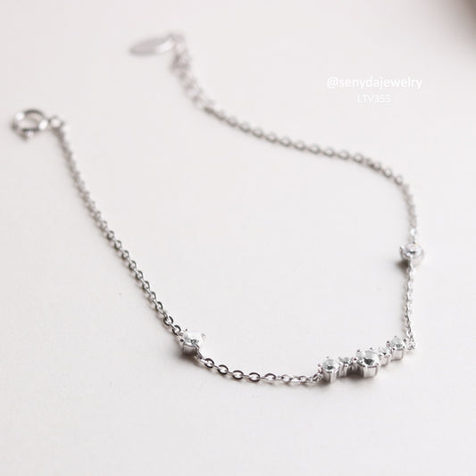 10K Solid Gold 3-Stone CZ Bracelet For Women