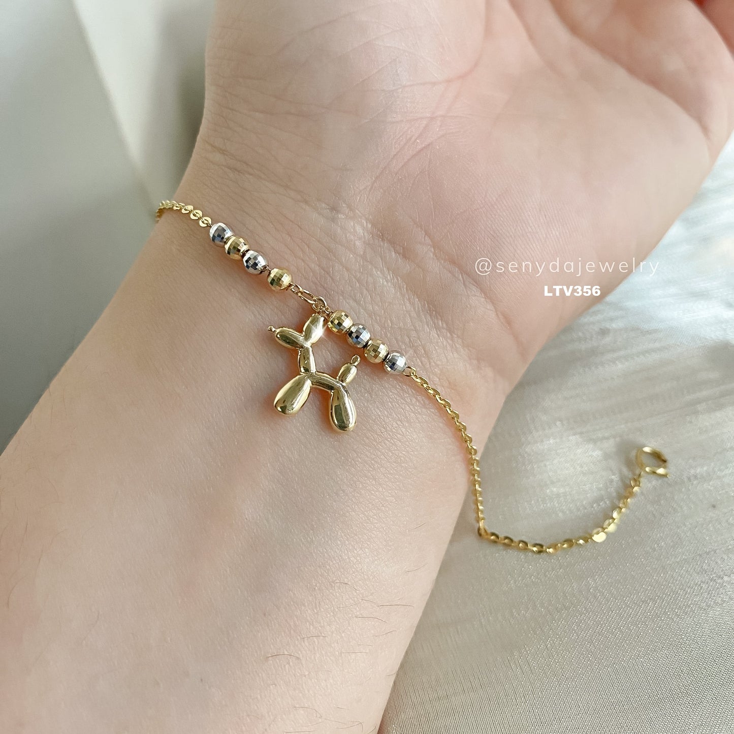 10K Solid Gold Balloon Dog Charm Bracelet