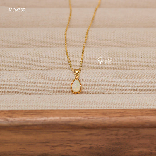 10K Solid Gold Pear Shaped Opal Pendant Necklace