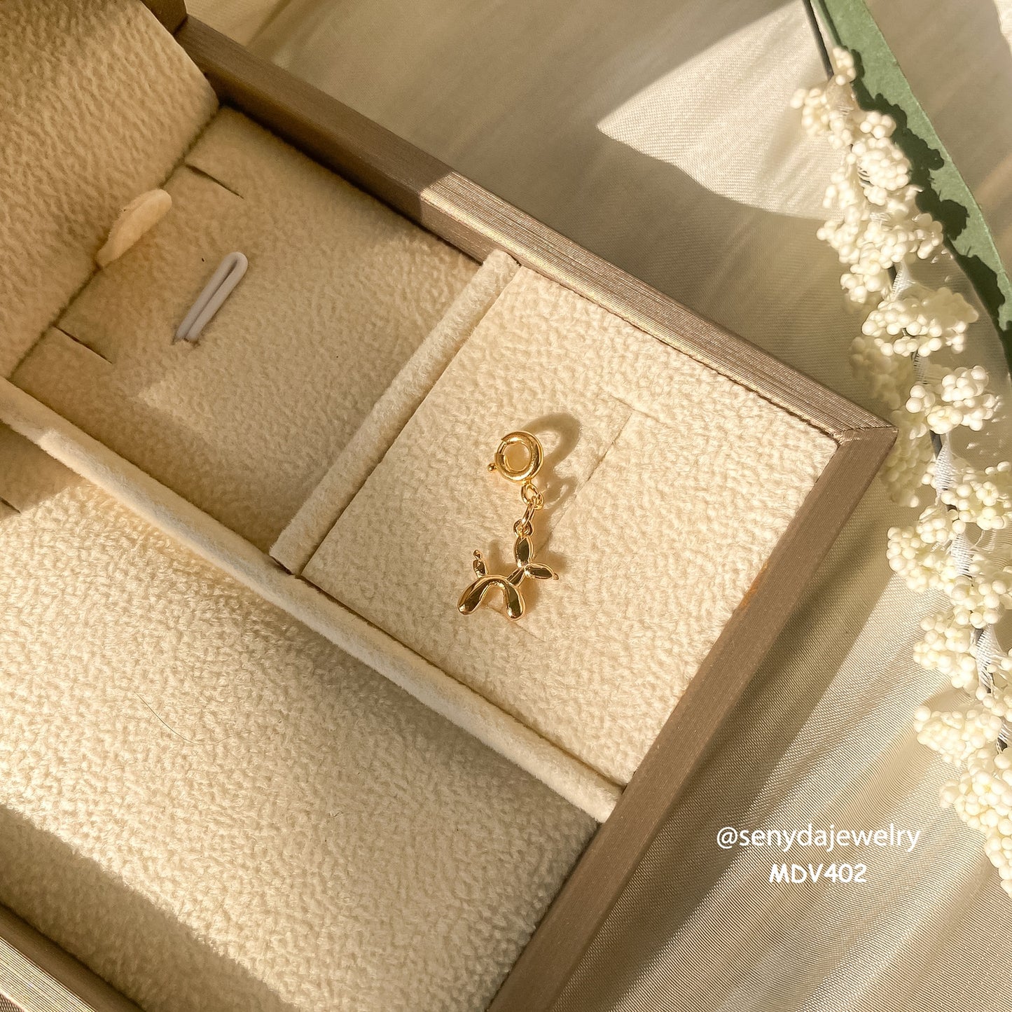 10K Solid Gold Balloon Dog Charm