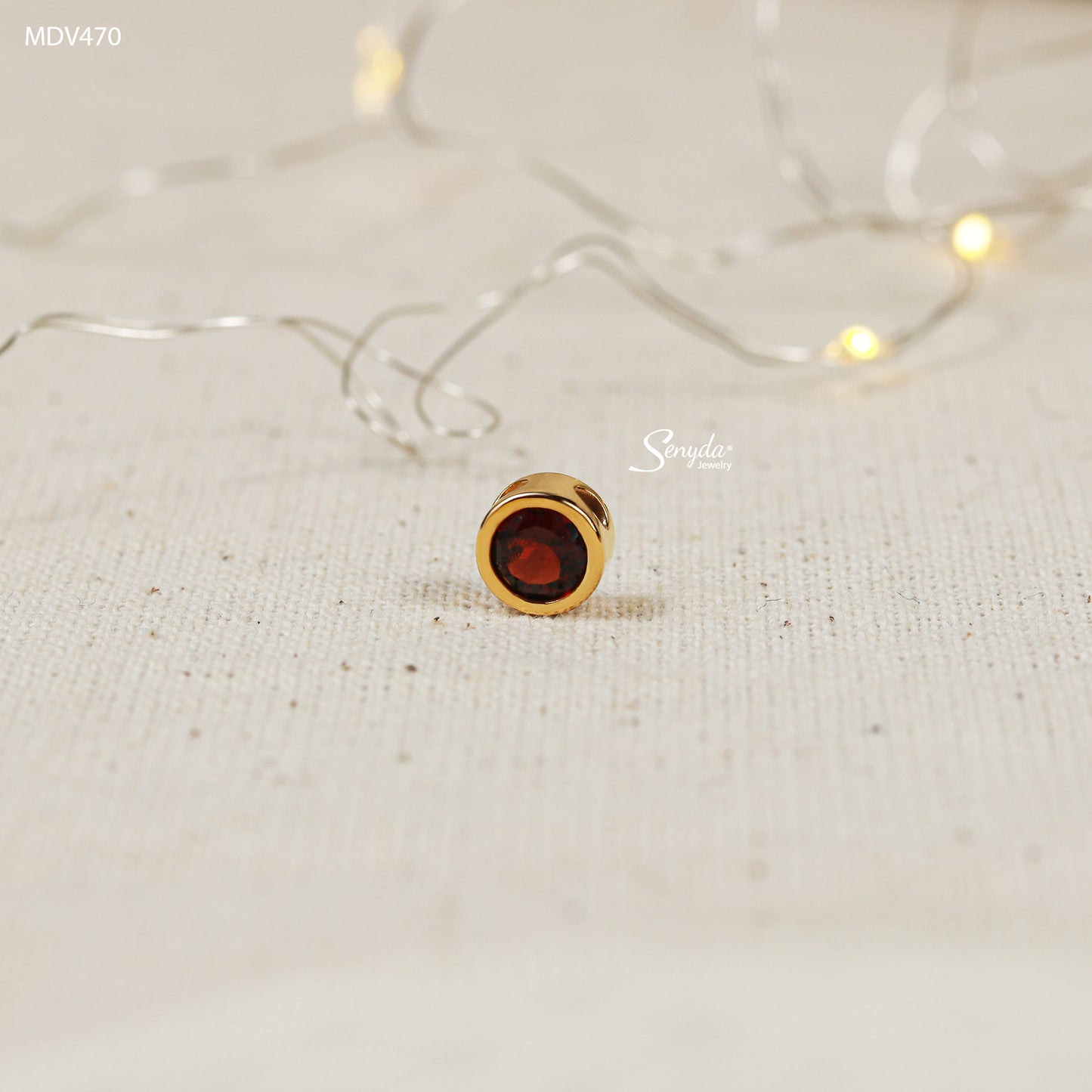 10K Solid Gold Bezel-Set Round Garnet Solitaire Pendant