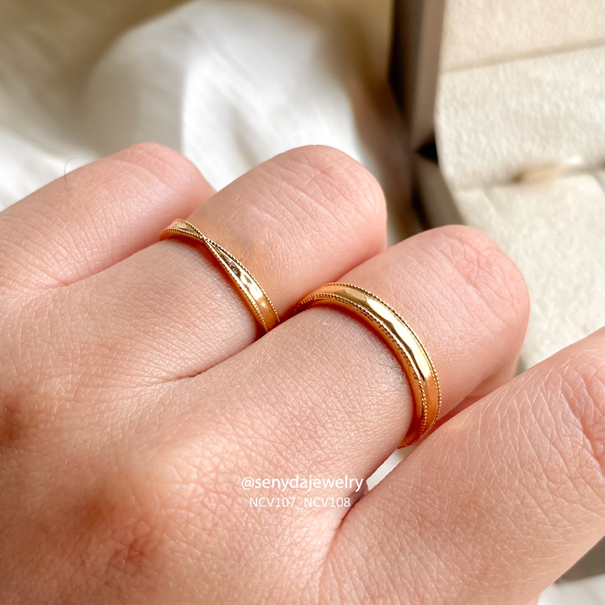 Beaded Border Patterned Wedding Rings