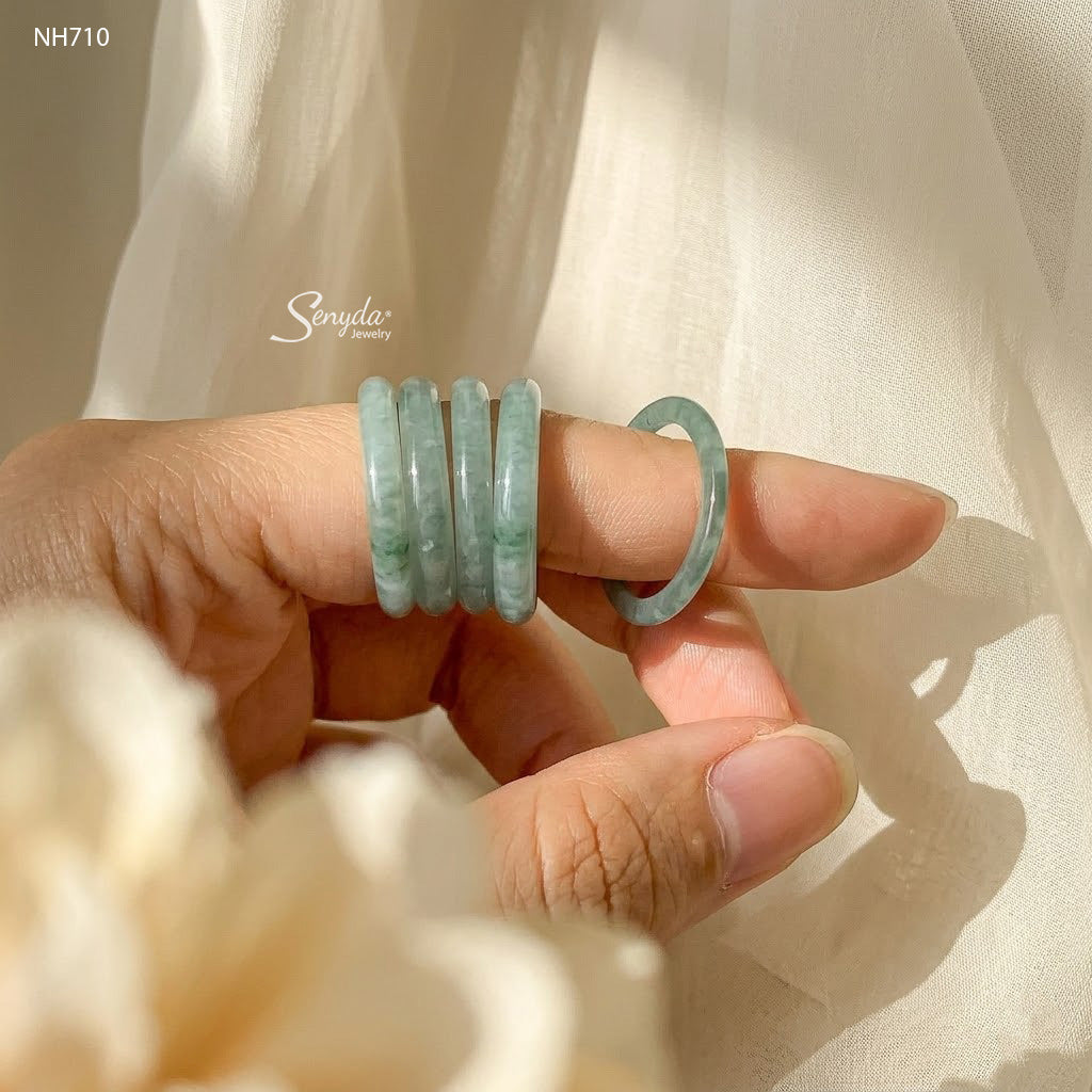 Natural Jadeite Jade Solid Band Ring