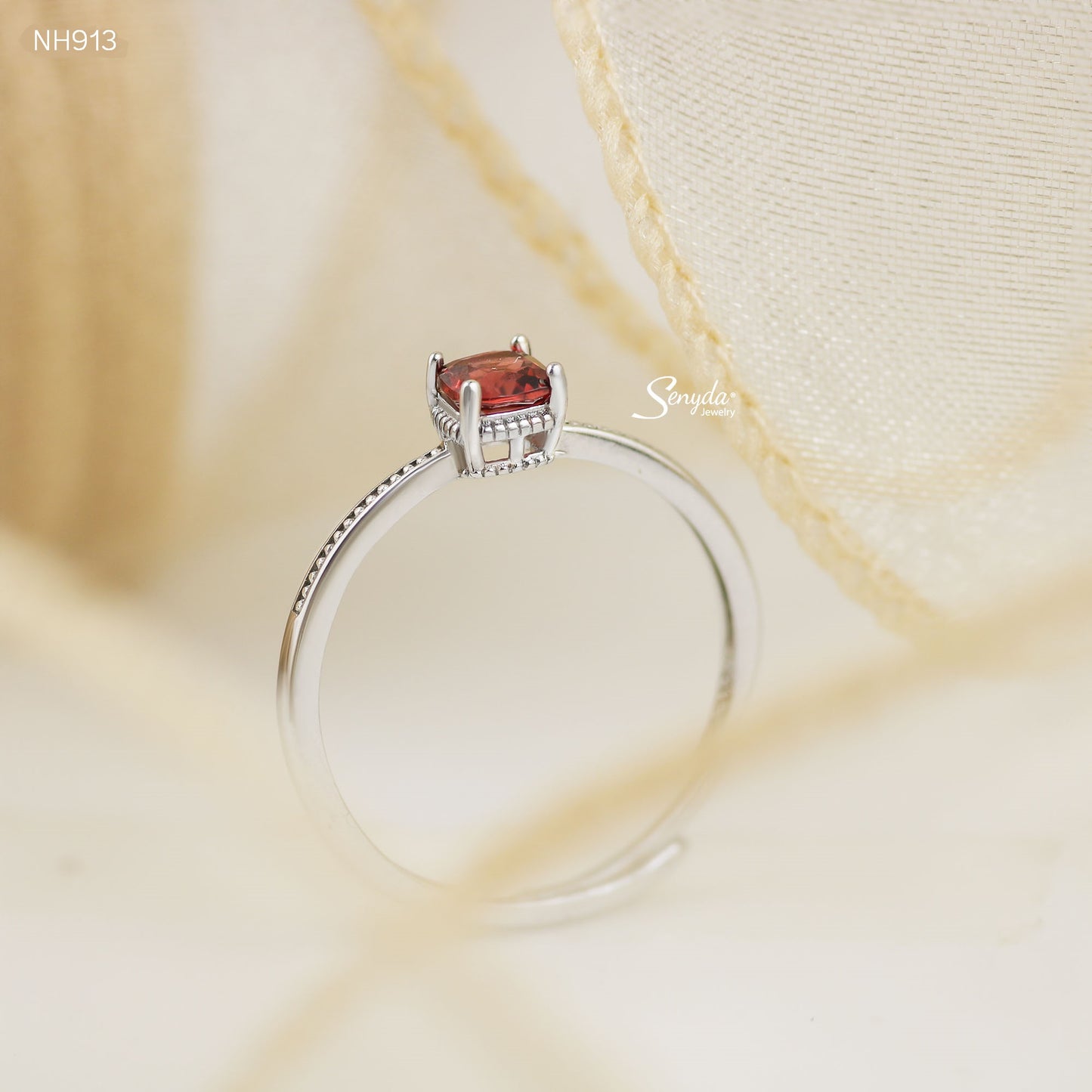 Sterling Silver 925 4mm Square Garnet Solitaire Ring