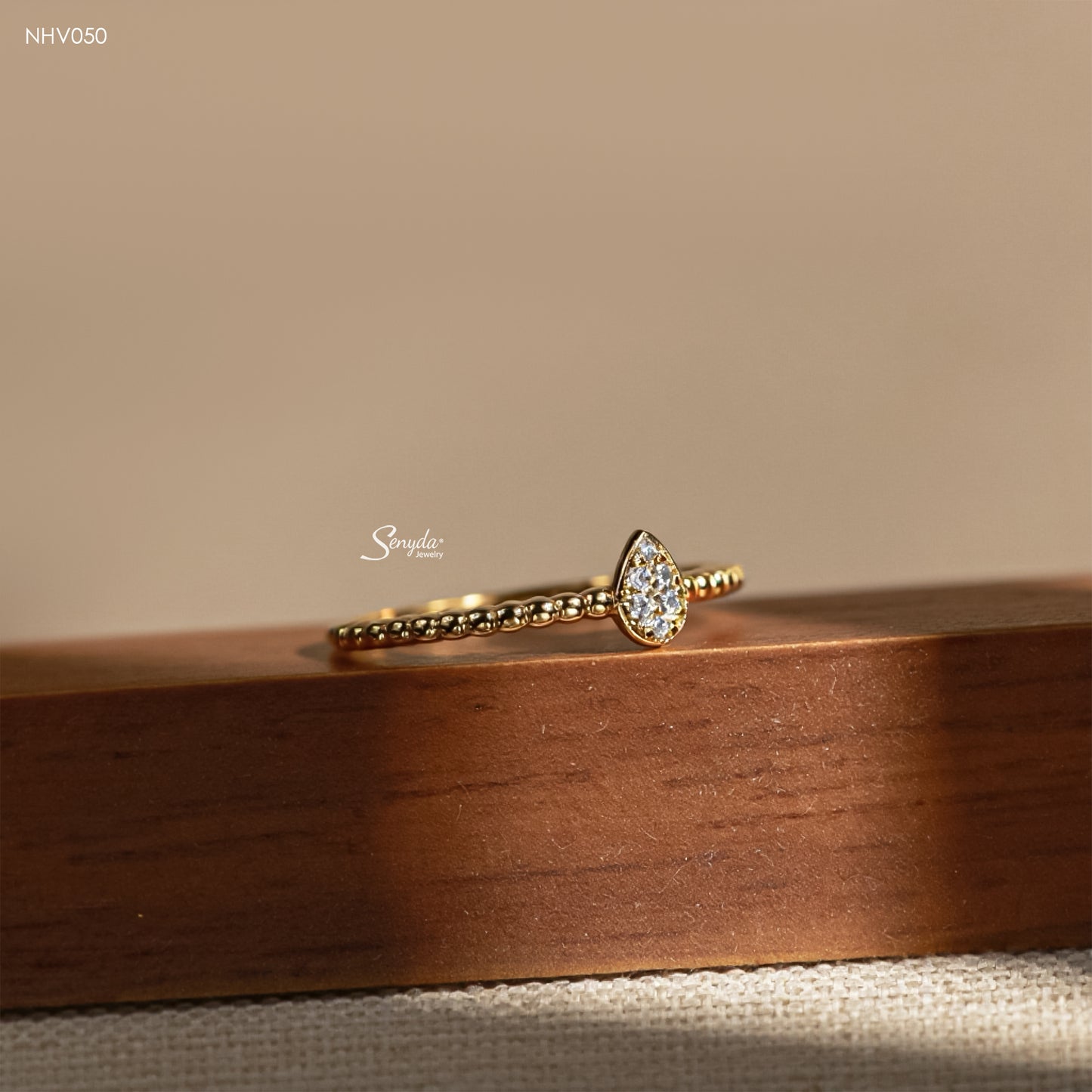 10K Solid Gold Pear-Shaped Micro Cluster CZ Ring