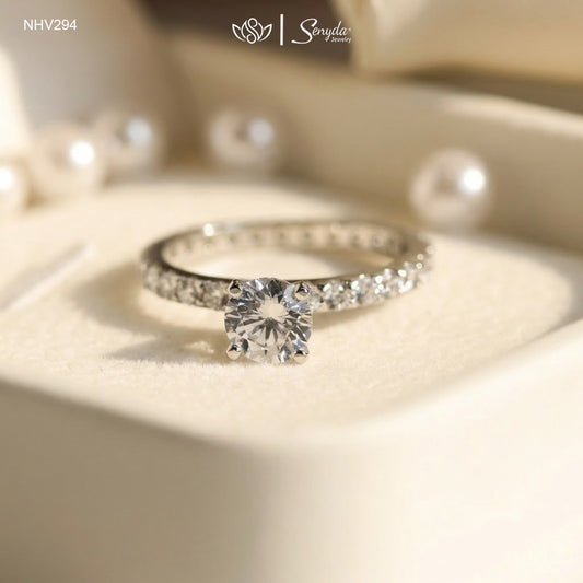 18K Solid Gold 4-Prong Cubic Zirconia Solitaire Engagement Ring