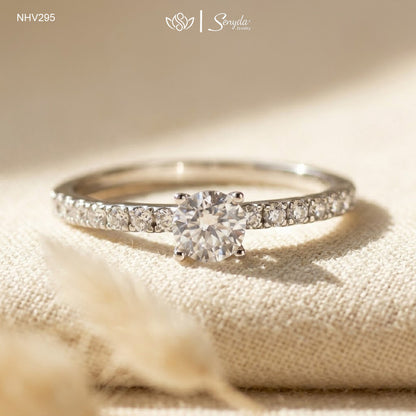 18K Solid Gold 4-Prong Cubic Zirconia Solitaire Ring