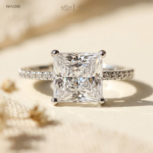 18K Solid Gold Princess-Shaped Brilliant Cut Cubic Zirconia Pavé Ring