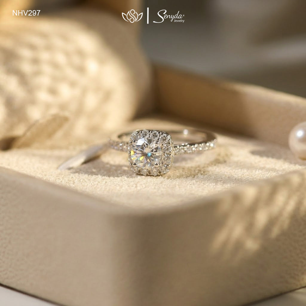 18K Solid Gold Cubic Zirconia Square Halo Ring