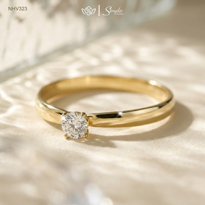 18K Solid Gold 4-Prong Round Solitaire Cubic Zirconia Classic Ring