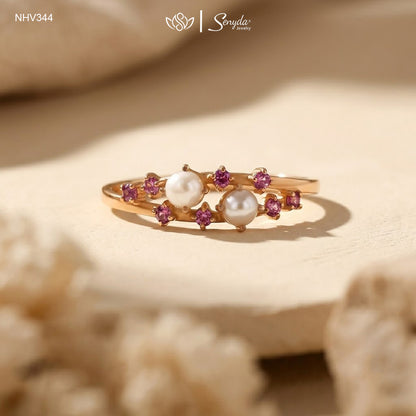 10K Solid Gold Garnets and Pearls Ring