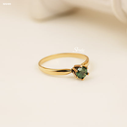 16K Solid Gold Round - Shaped Brilliant Cut Natural Green Sapphire Ring