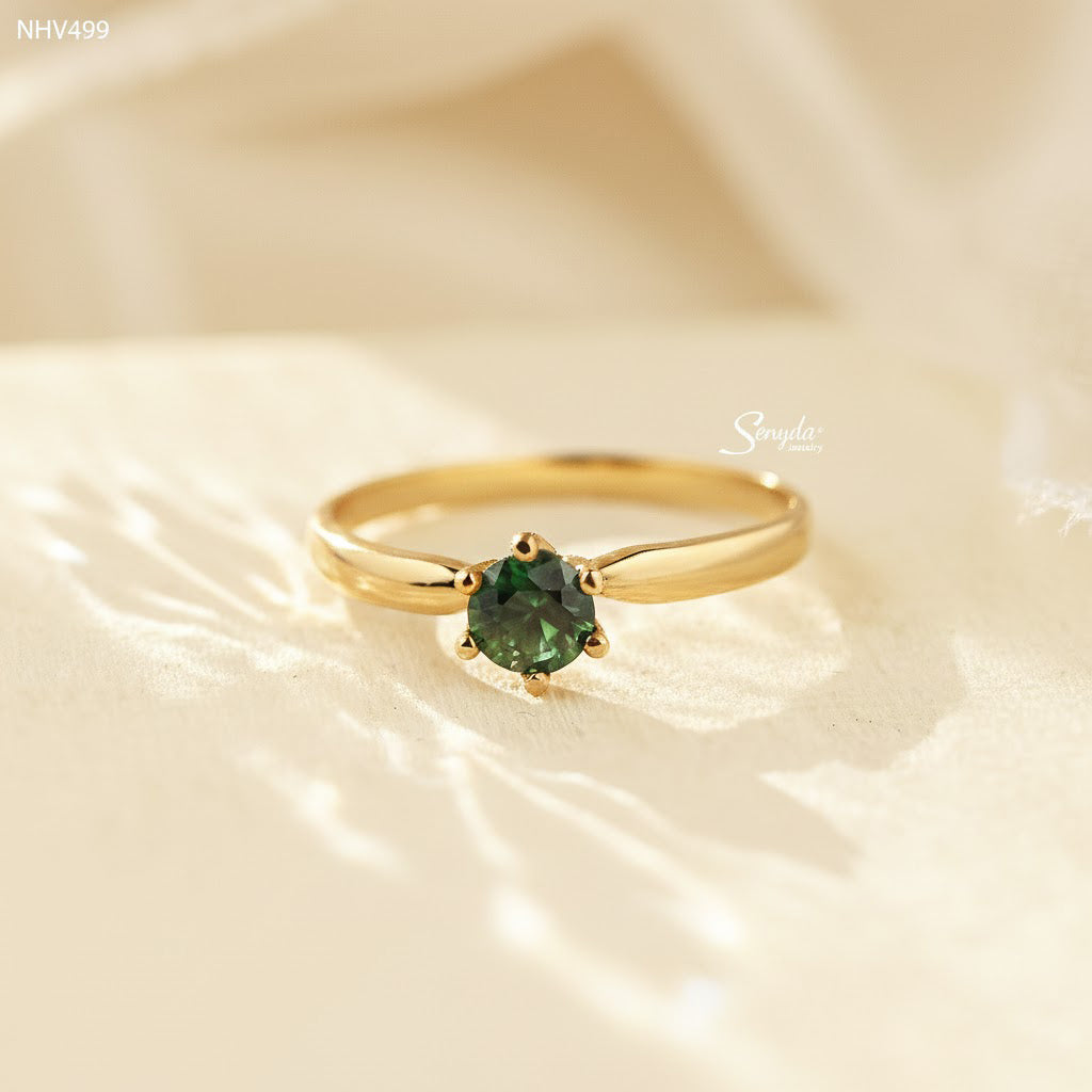 16K Solid Gold Round - Shaped Brilliant Cut Natural Green Sapphire Ring