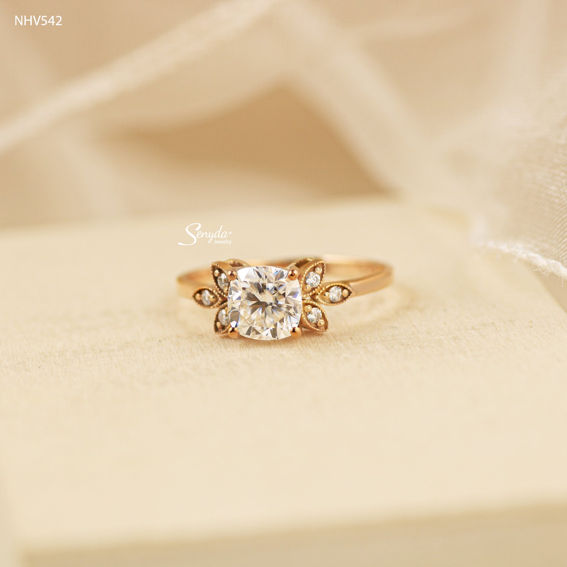 14K Solid Gold Leaf Vintage Ring