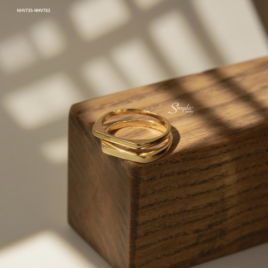 Custom Rectangular Signet Ring