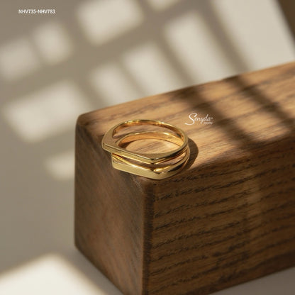 Custom Rectangular Signet Ring