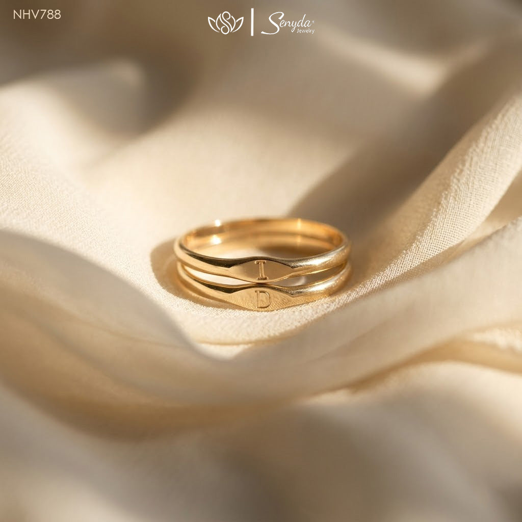 Personalized Engraved Mini Oval Signet Ring
