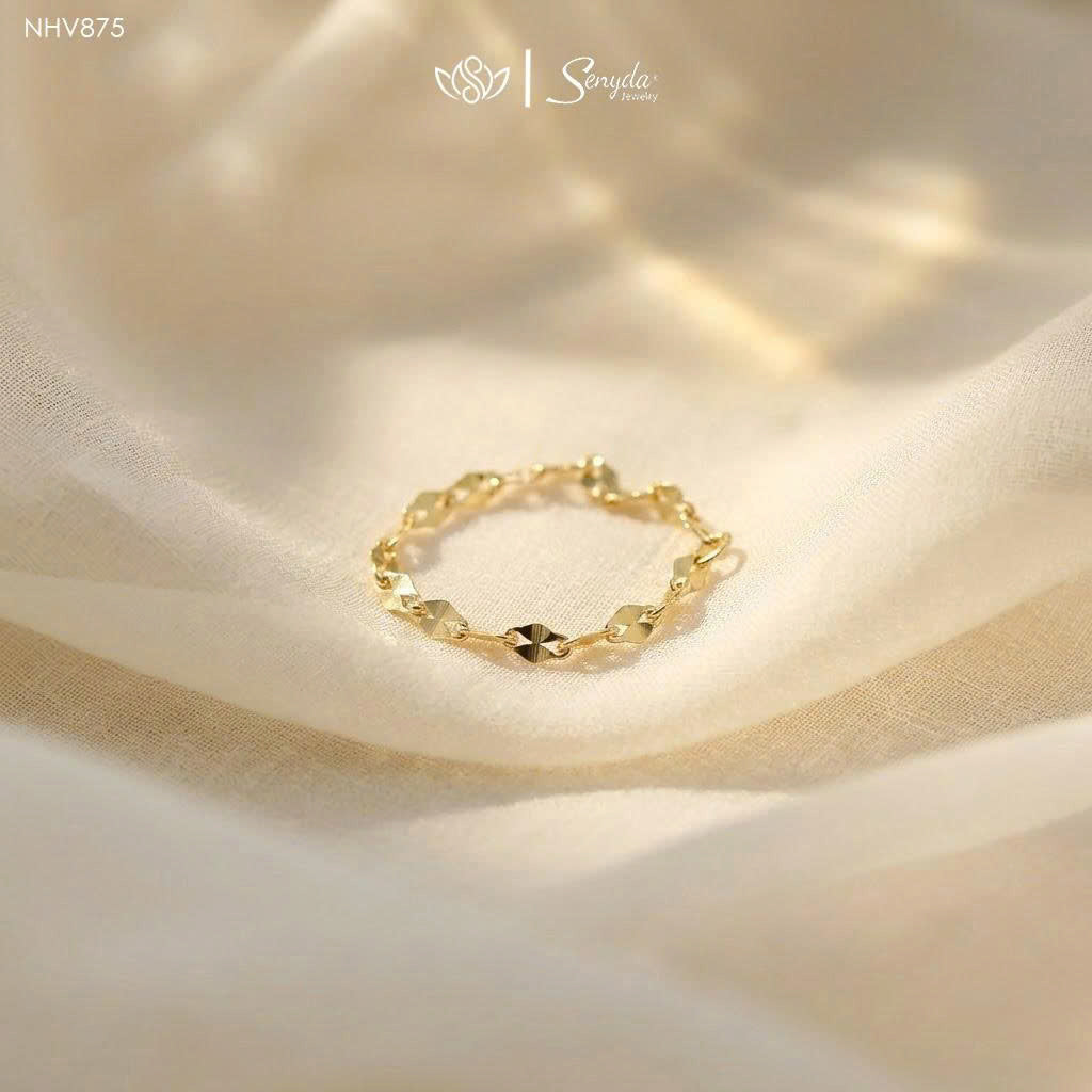 Dainty Chain Rings