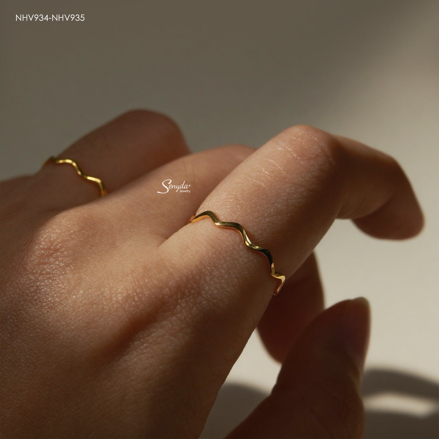 Solid Gold Wave Ring (Custom Wave Count)
