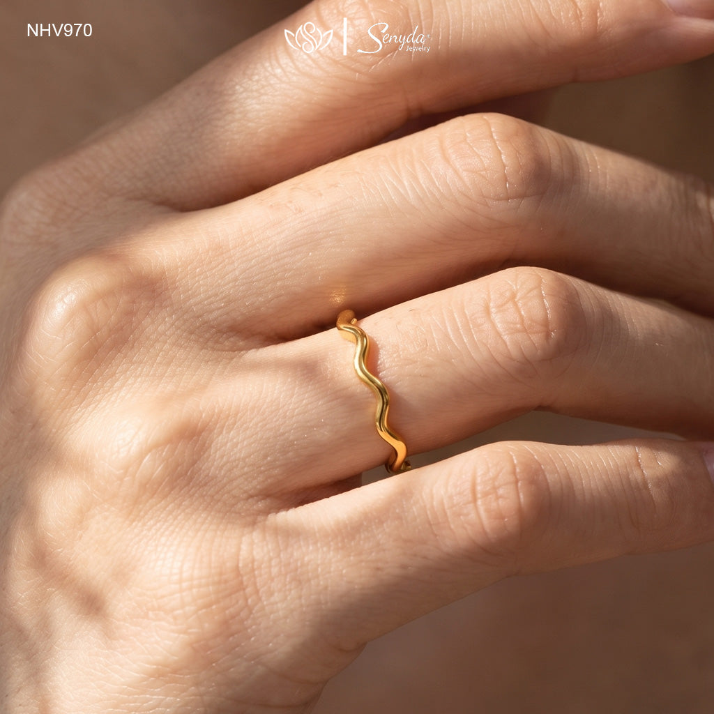 Solid Gold Wave Ring (Custom Wave Count)