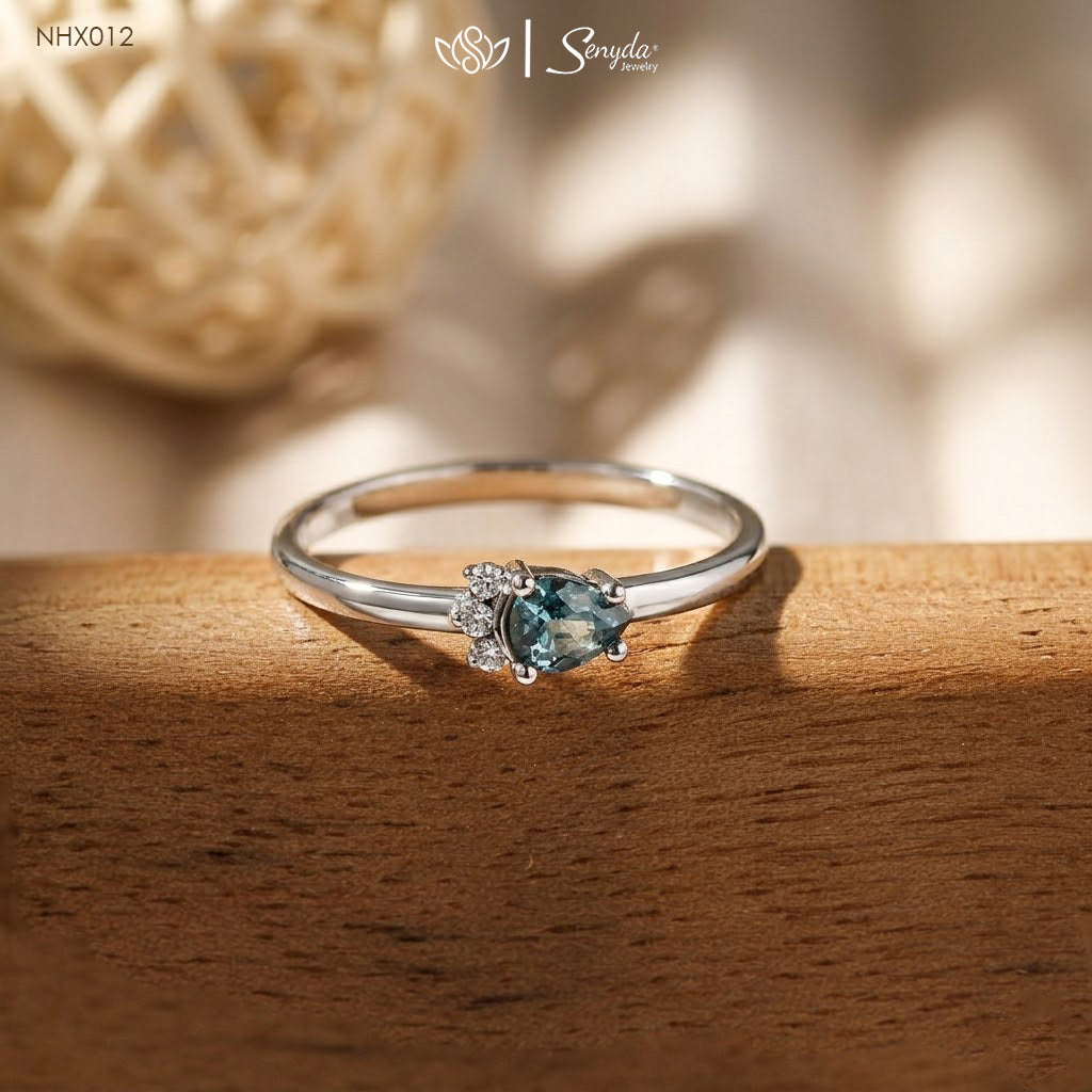 10K Solid Gold Cluster Pear Diamond Ring
