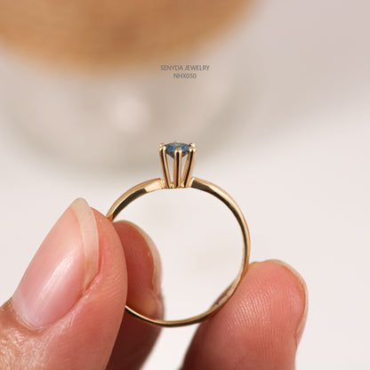 16K Solid Gold Dark Blue Diamond Ring