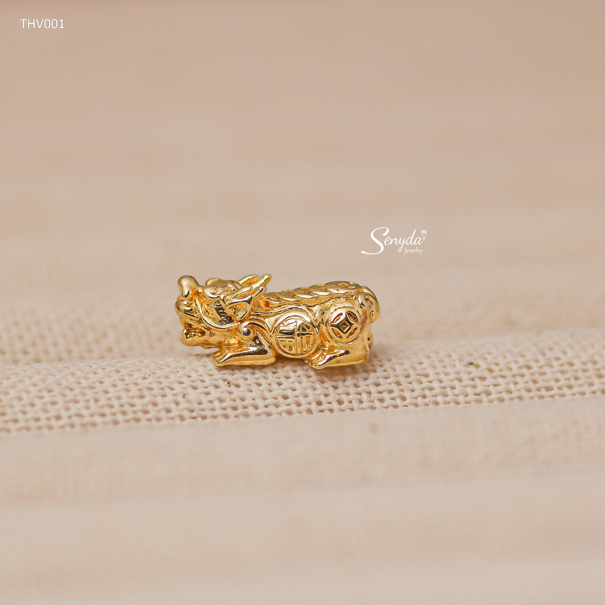 10K Solid Gold Small Pixiu Charm