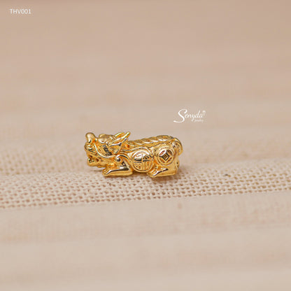 10K Solid Gold Small Pixiu Charm